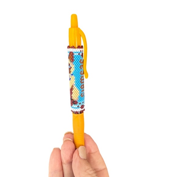 Hand crafted beaded Siamese cat pen wrap brick stitch  G2 Pilot Pen - removable - Picture 7 of 12